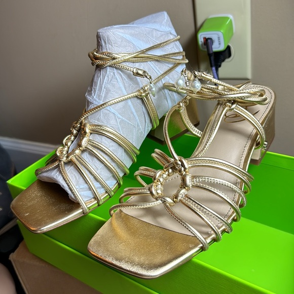 NWTIB - Sam Edelman Women's Westley Sandal, Heeled Sandal, Gold - Size 7 😍😍 - Picture 2 of 10